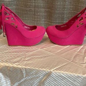 ⭐️⭐️Rue21 Pink Wedge with ankle strap size small  (6/7) ⭐️⭐️